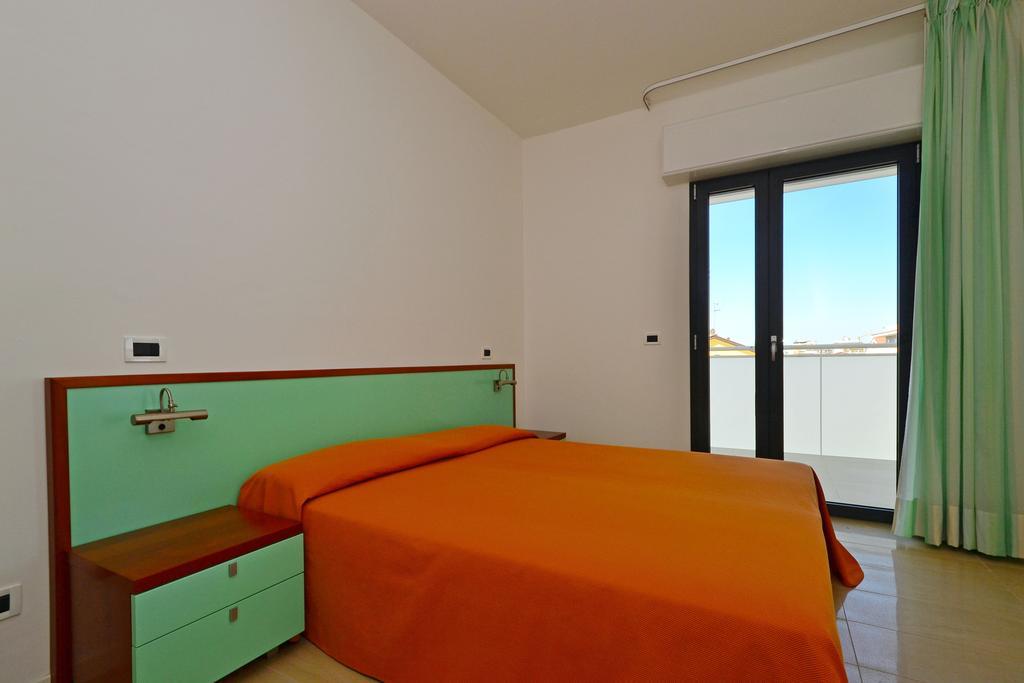 Residenza Verde Lignano Sabbiadoro Habitación foto
