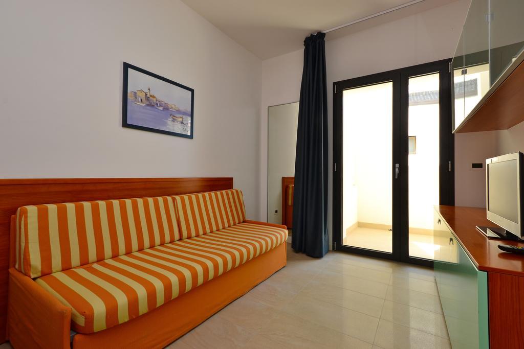 Residenza Verde Lignano Sabbiadoro Habitación foto